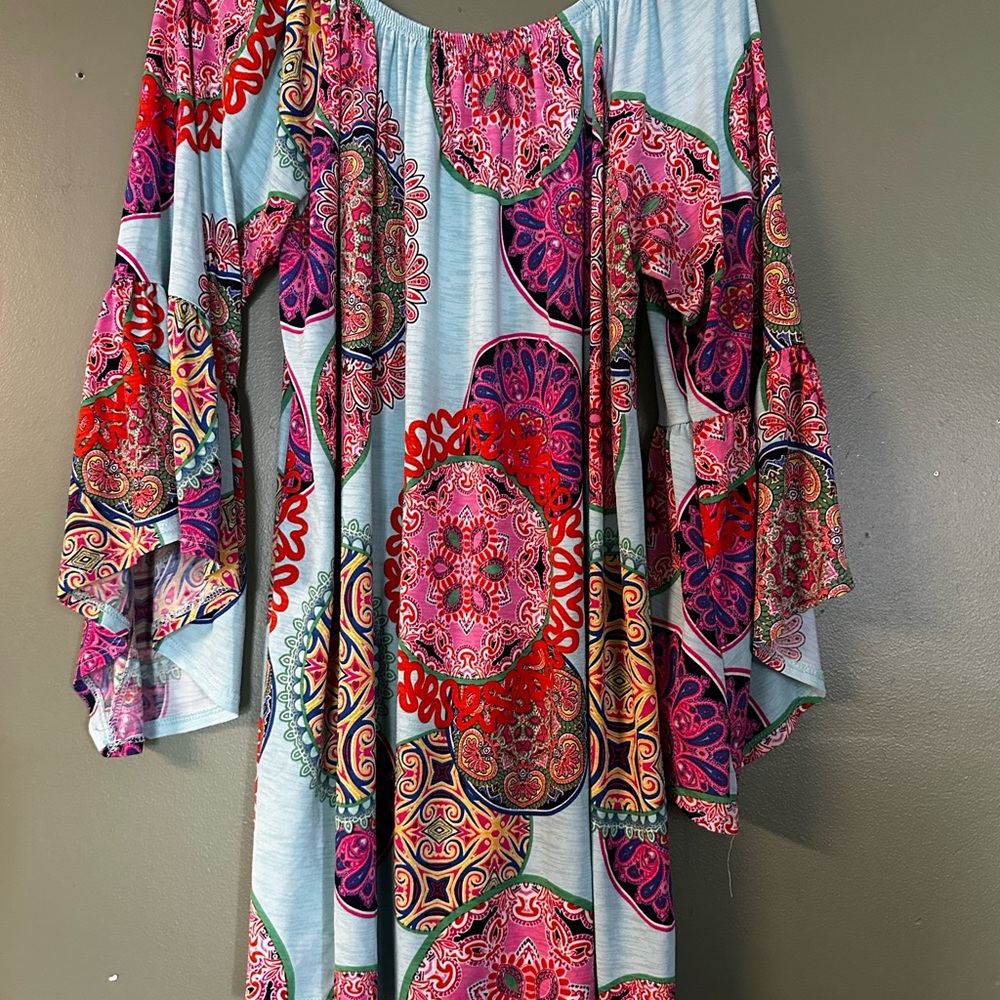 Colorful Bohemian Off-Shoulder long shirt